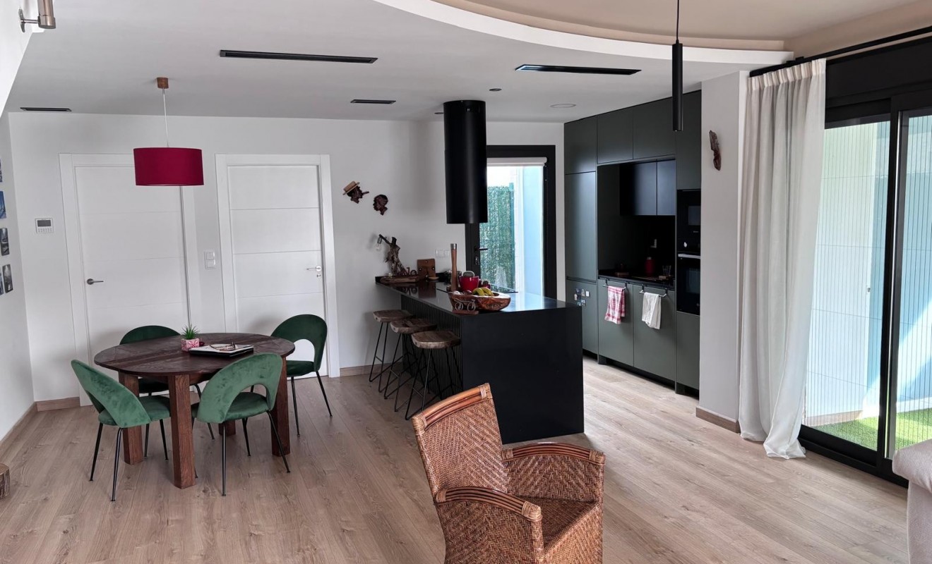 Wederverkoop - Semi Detached Villa - Los Montesinos - La Herada