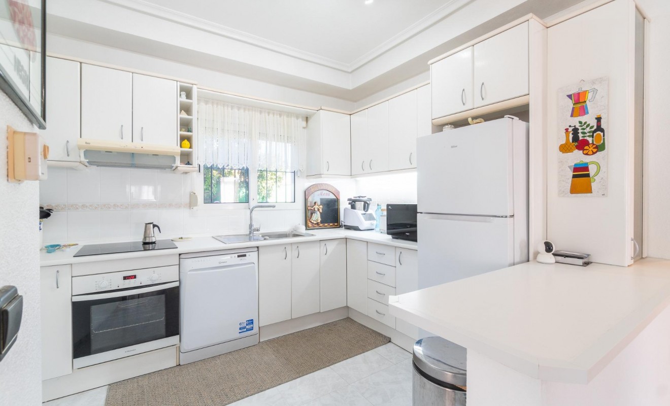 Wederverkoop - Villa - Orihuela Costa - La Zenia