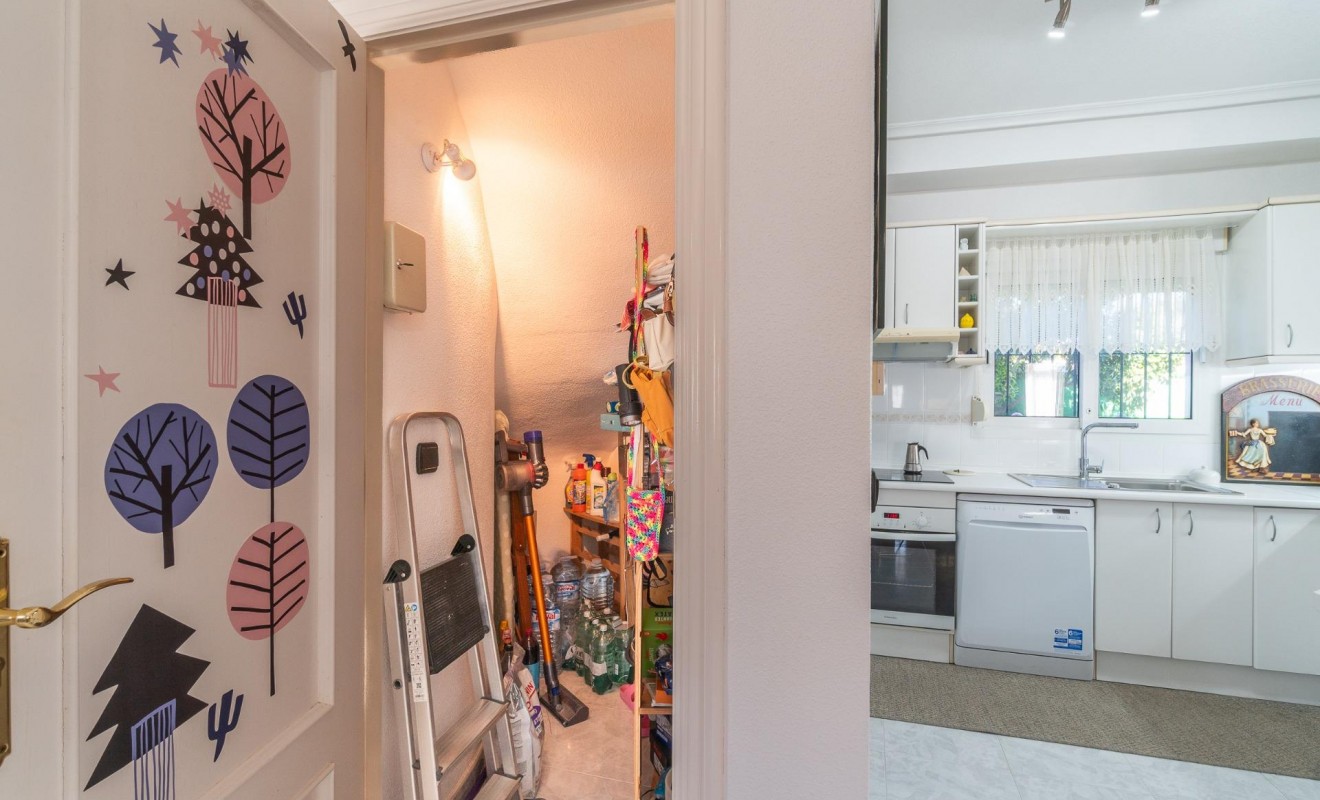 Wederverkoop - Villa - Orihuela Costa - La Zenia