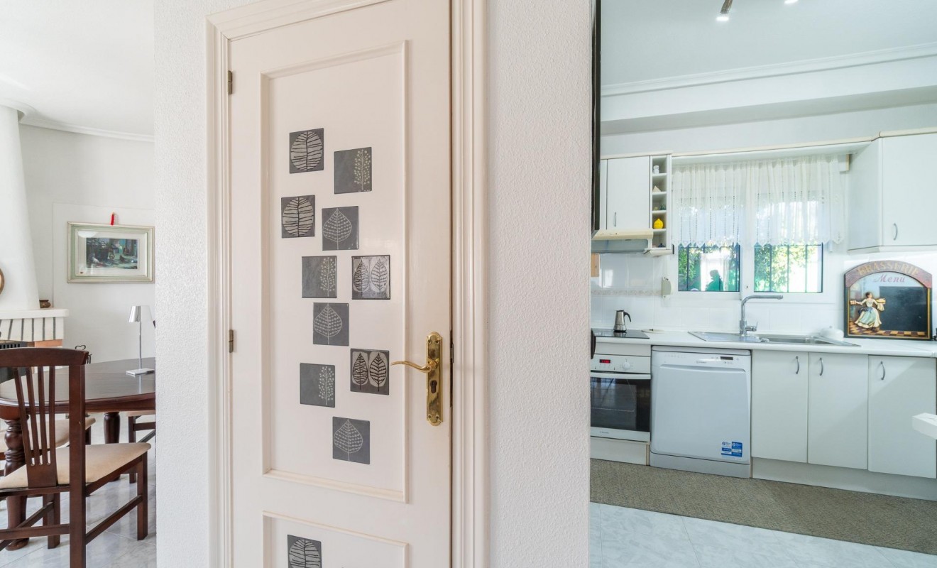 Wederverkoop - Villa - Orihuela Costa - La Zenia