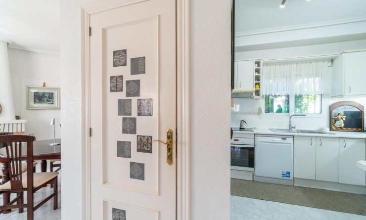 Wederverkoop - Villa - Orihuela Costa - La Zenia