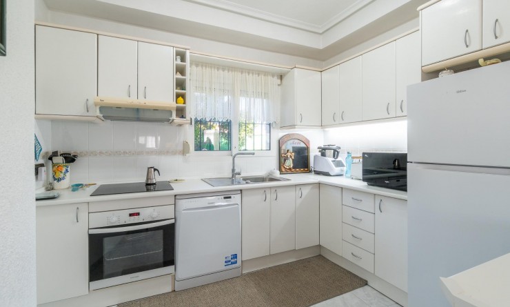 Wederverkoop - Villa - Orihuela Costa - La Zenia