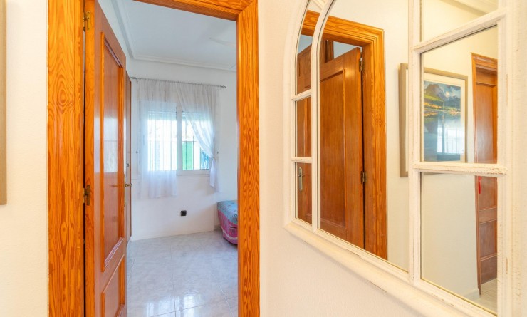 Wederverkoop - Villa - Orihuela Costa - La Zenia