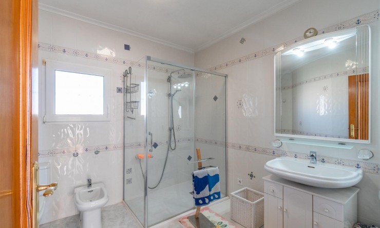 Wederverkoop - Villa - Orihuela Costa - La Zenia