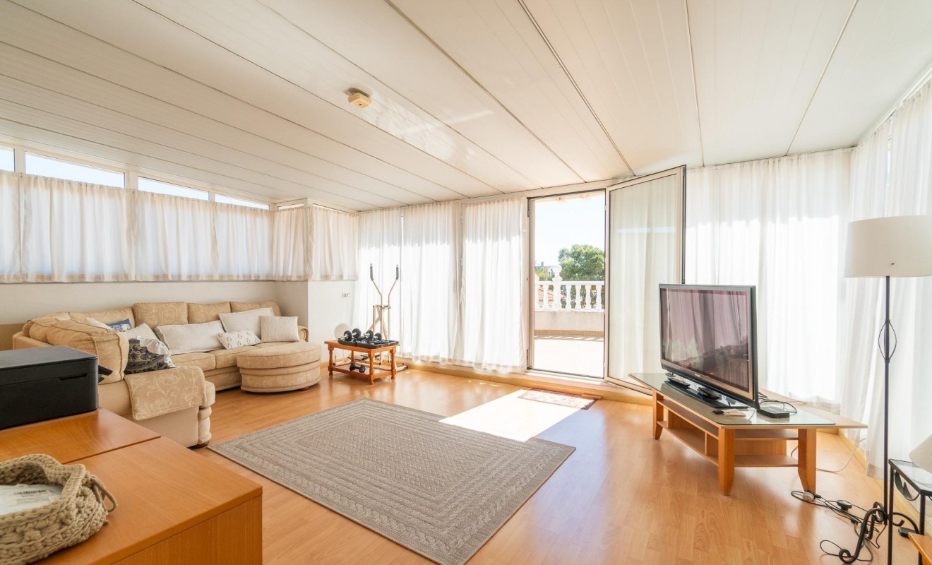 Wederverkoop - Villa - Orihuela Costa - La Zenia