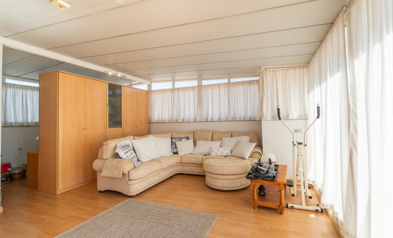 Wederverkoop - Villa - Orihuela Costa - La Zenia