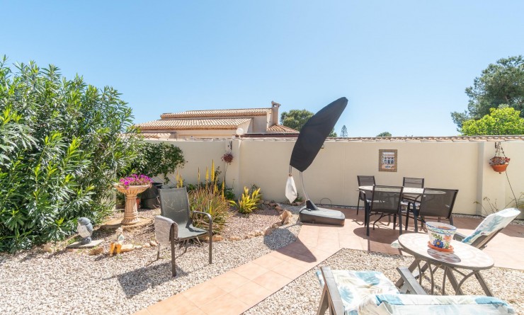 Wederverkoop - Villa - Orihuela Costa - La Zenia