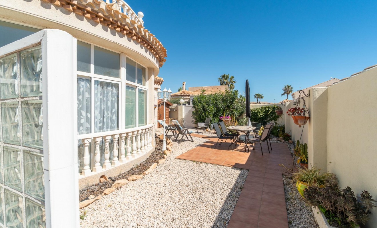 Wederverkoop - Villa - Orihuela Costa - La Zenia