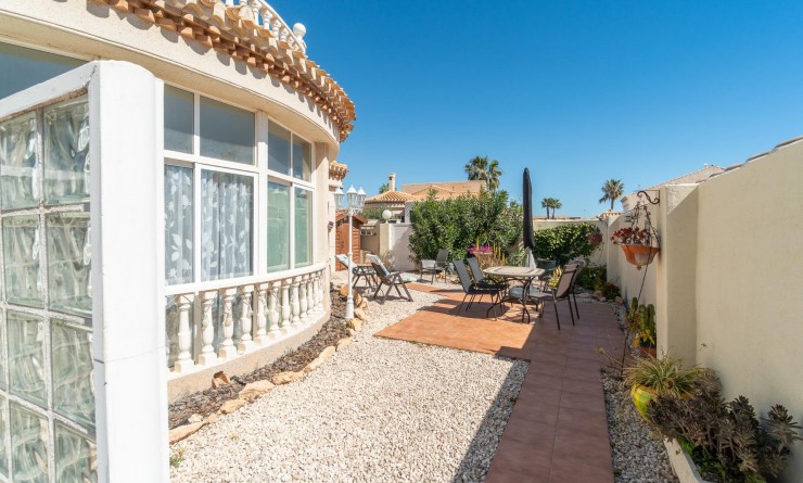 Wederverkoop - Villa - Orihuela Costa - La Zenia