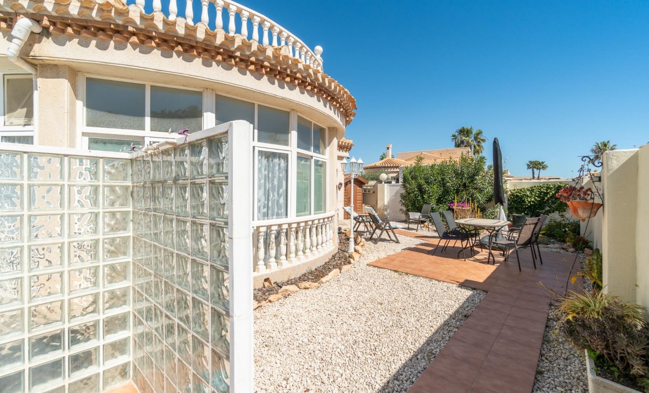 Wederverkoop - Villa - Orihuela Costa - La Zenia