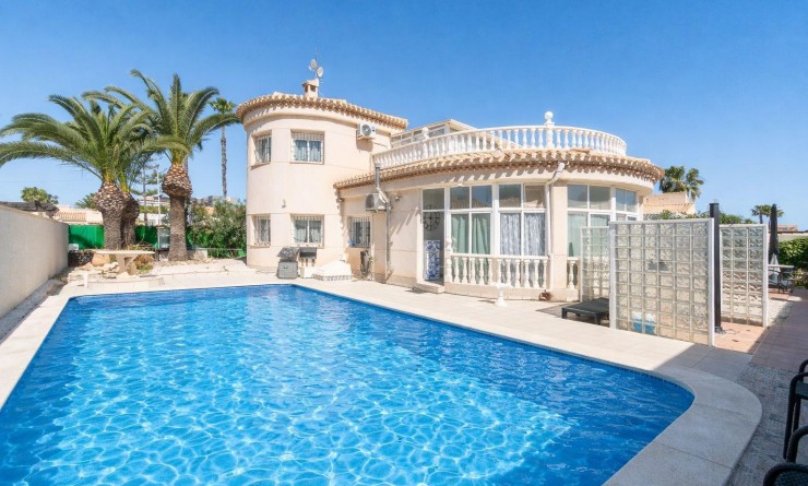 Wederverkoop - Villa - Orihuela Costa - La Zenia