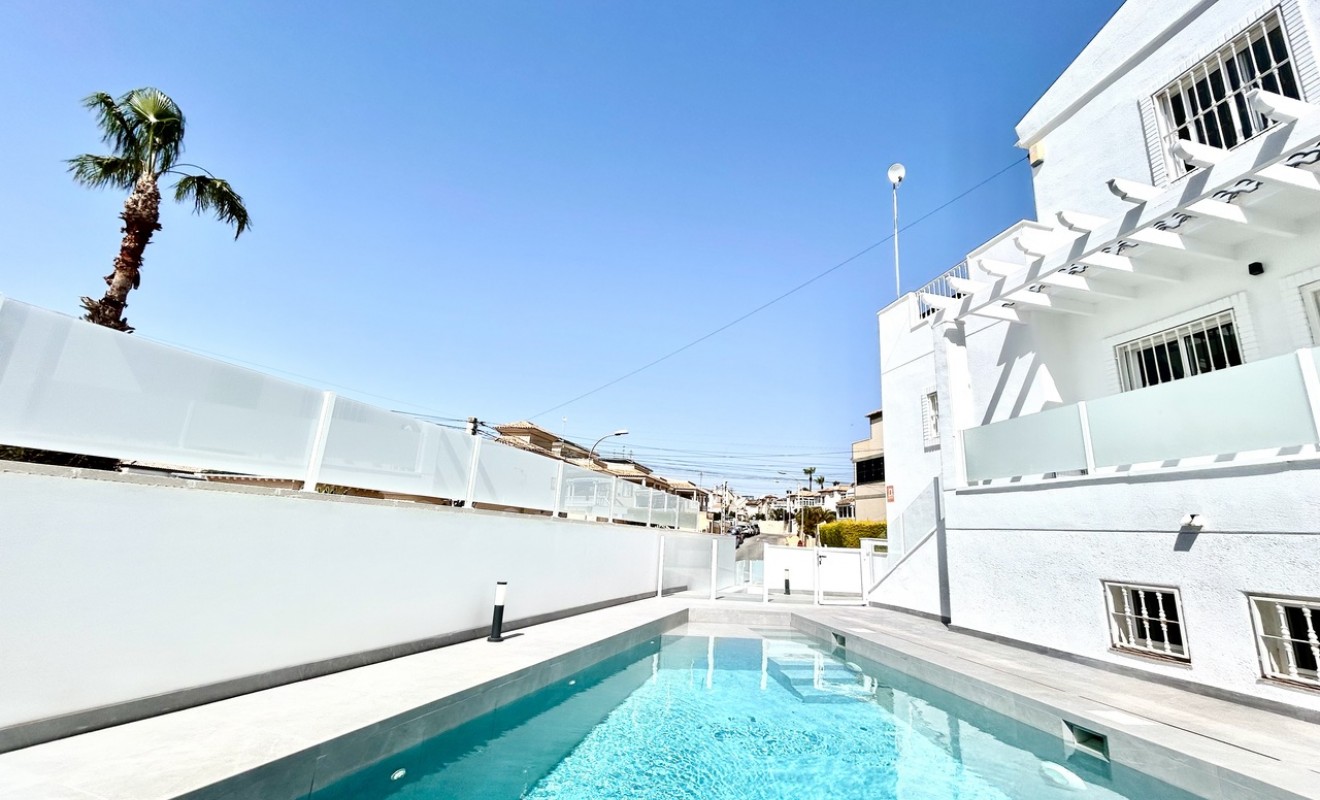 Revente - Villa - Villamartín