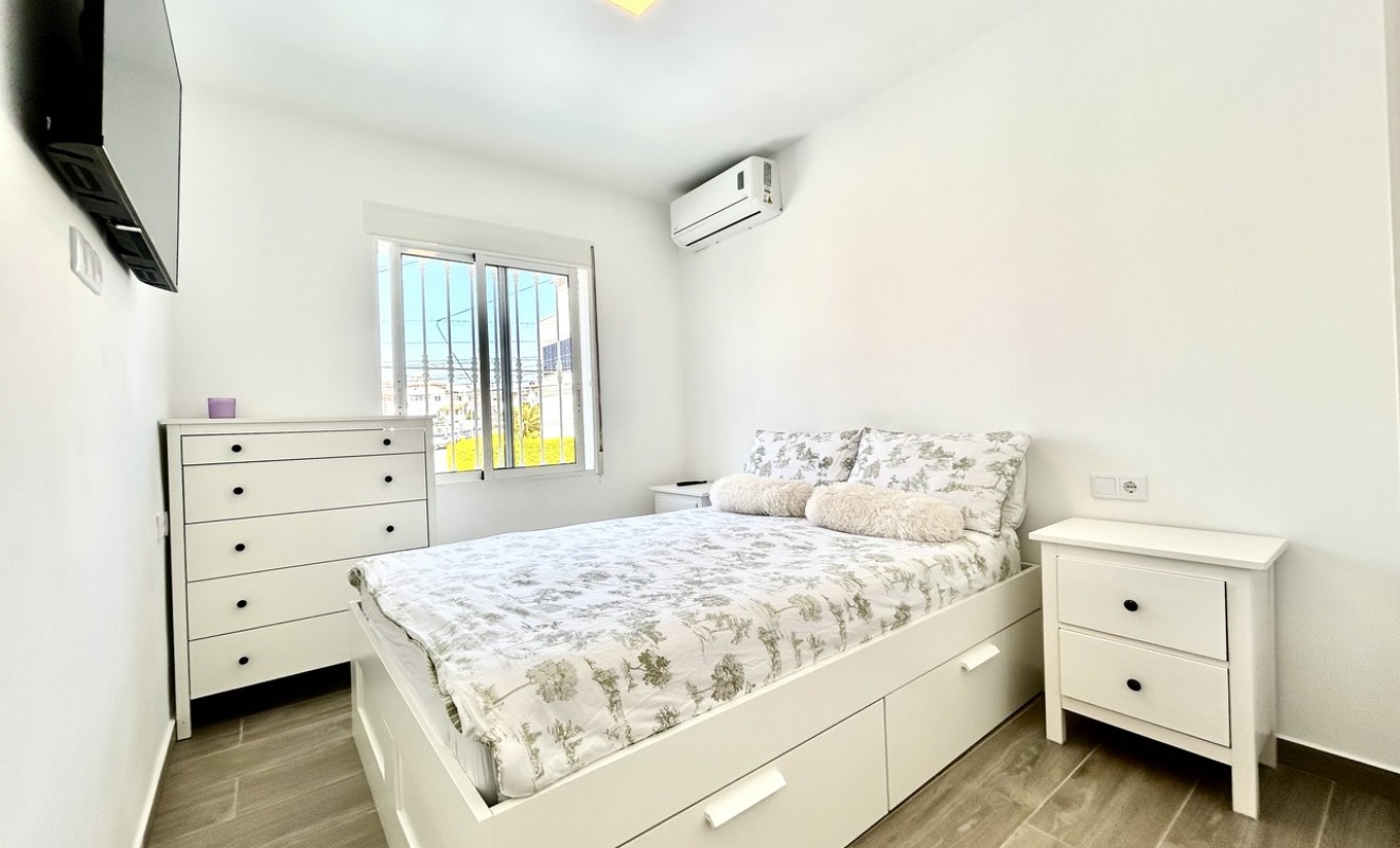 Revente - Villa - Villamartín