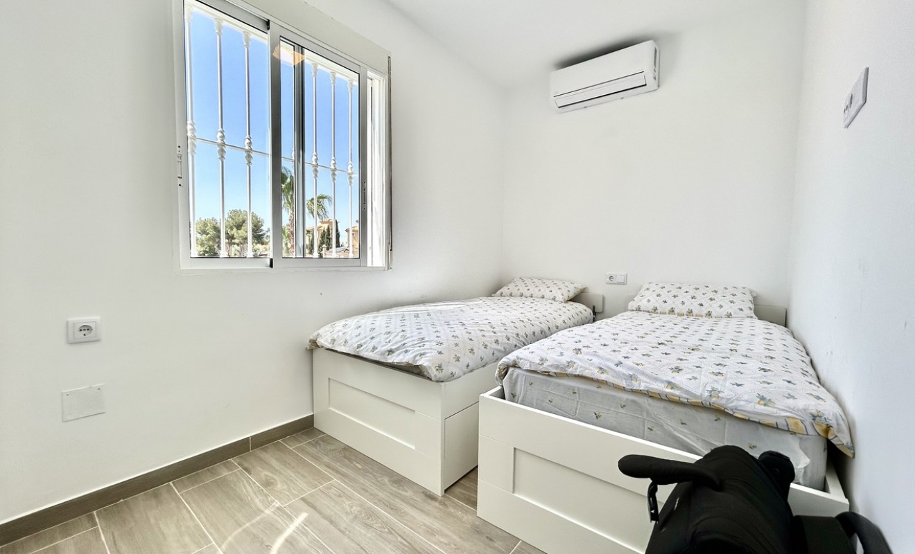 Revente - Villa - Villamartín