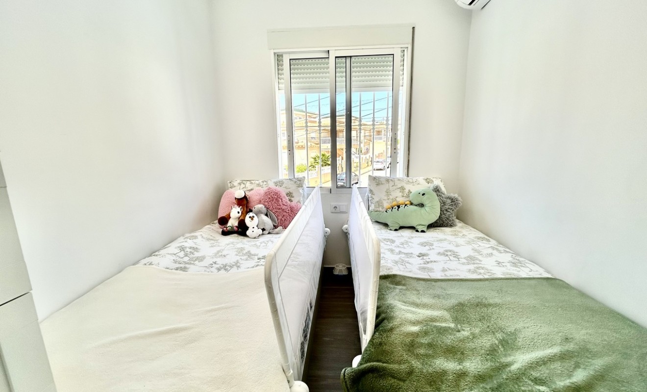 Revente - Villa - Villamartín