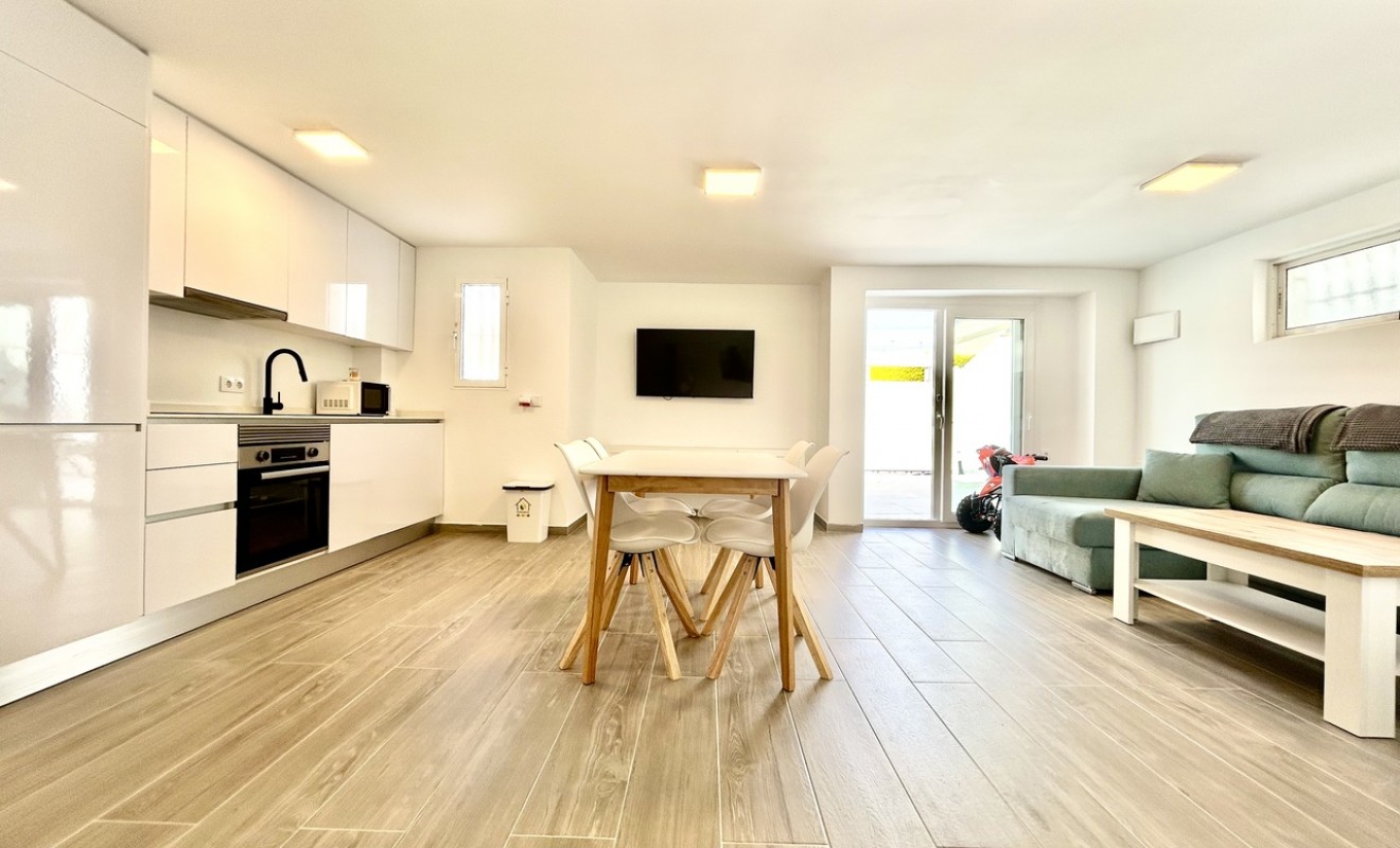 Revente - Villa - Villamartín