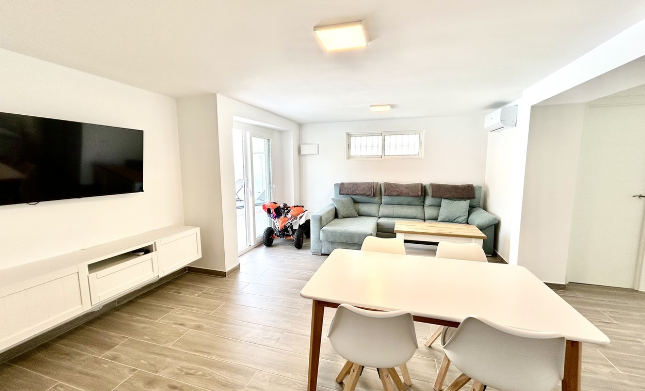 Revente - Villa - Villamartín