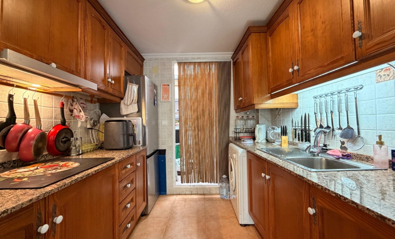 Sale - Townhouse - El Raso