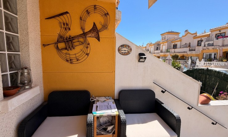 Sale - Townhouse - El Raso