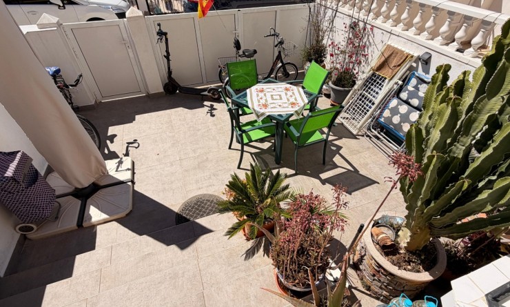 Sale - Townhouse - El Raso