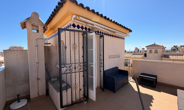 Sale - Townhouse - El Raso