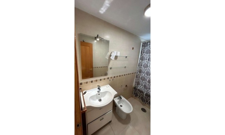 Wederverkoop - Apartment / flat - Alfas del Pí