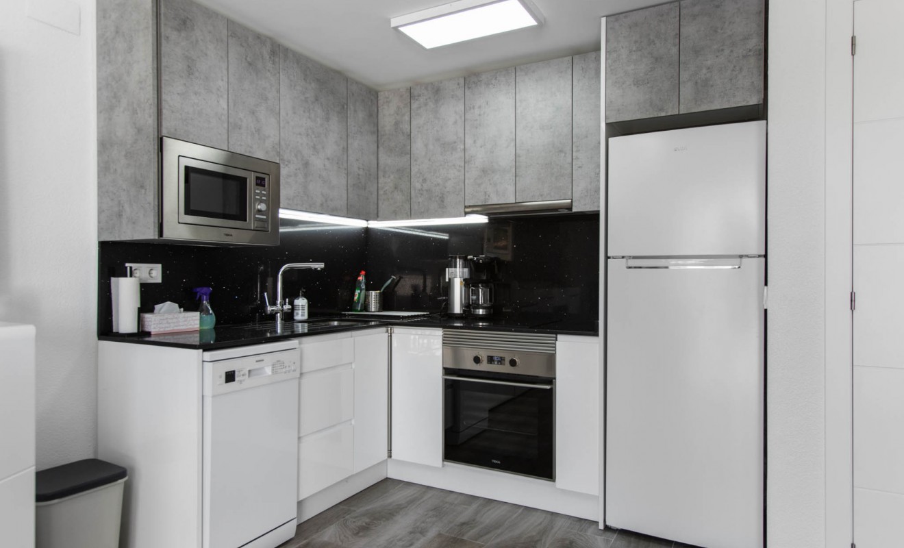 Wederverkoop - Duplex apartment - Torrevieja - Lago jardin