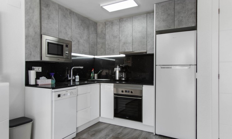 Wederverkoop - Duplex apartment - Torrevieja - Lago jardin