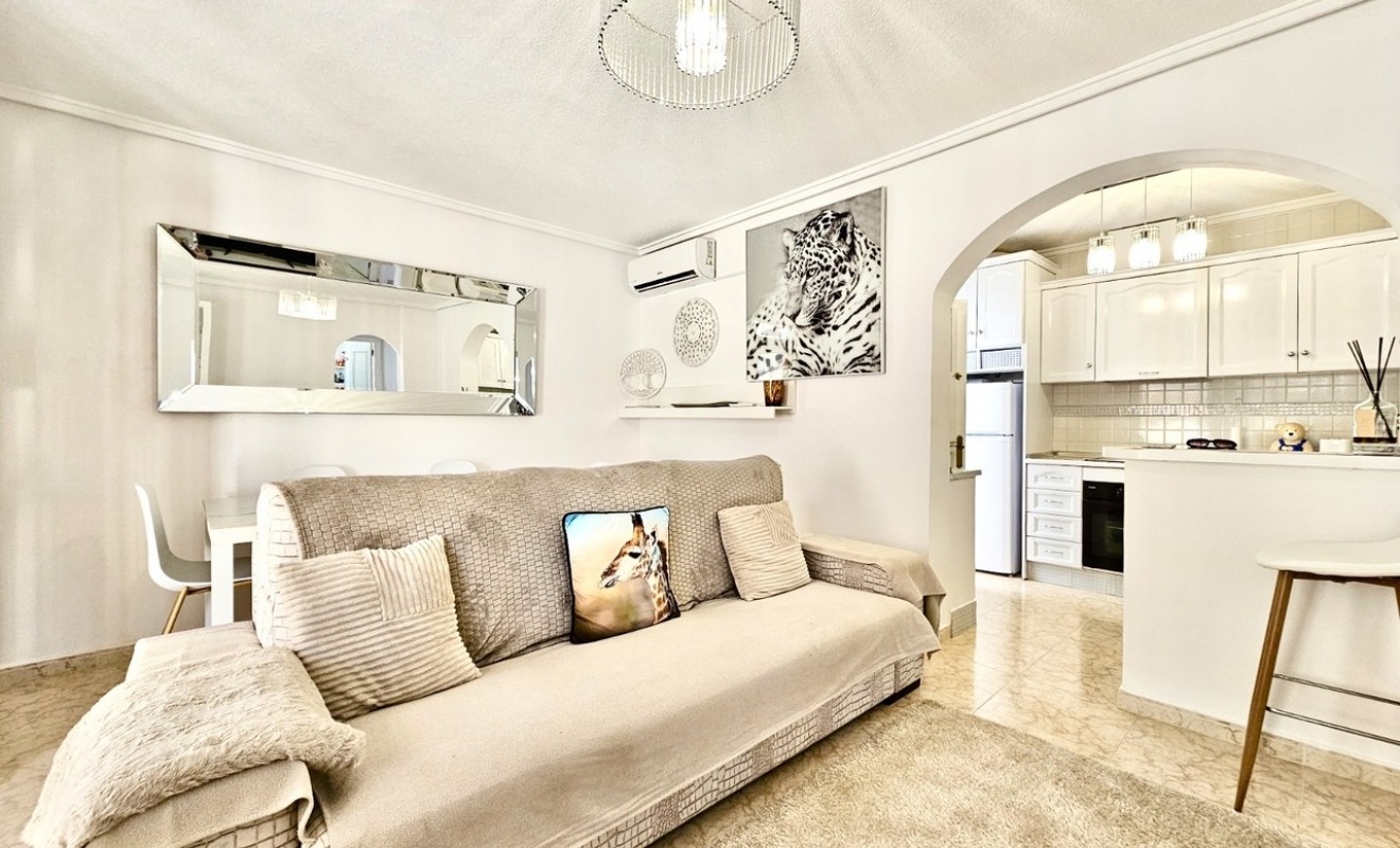 Sale - Townhouse - Punta Prima