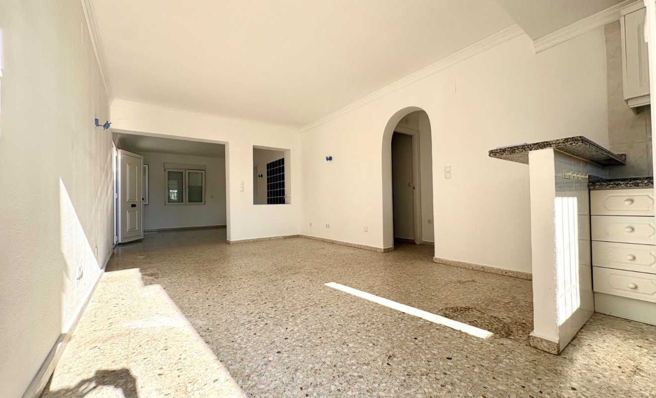 Wederverkoop - Herenhuis - Denia - Les Marines - Las Marinas