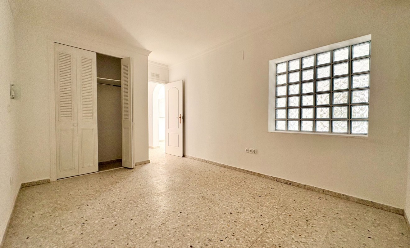 Wederverkoop - Herenhuis - Denia - Les Marines - Las Marinas