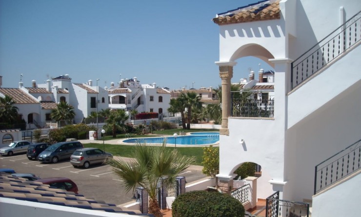 Wederverkoop - Duplex / Two-storey apartment - Orihuela Costa - Villamartín