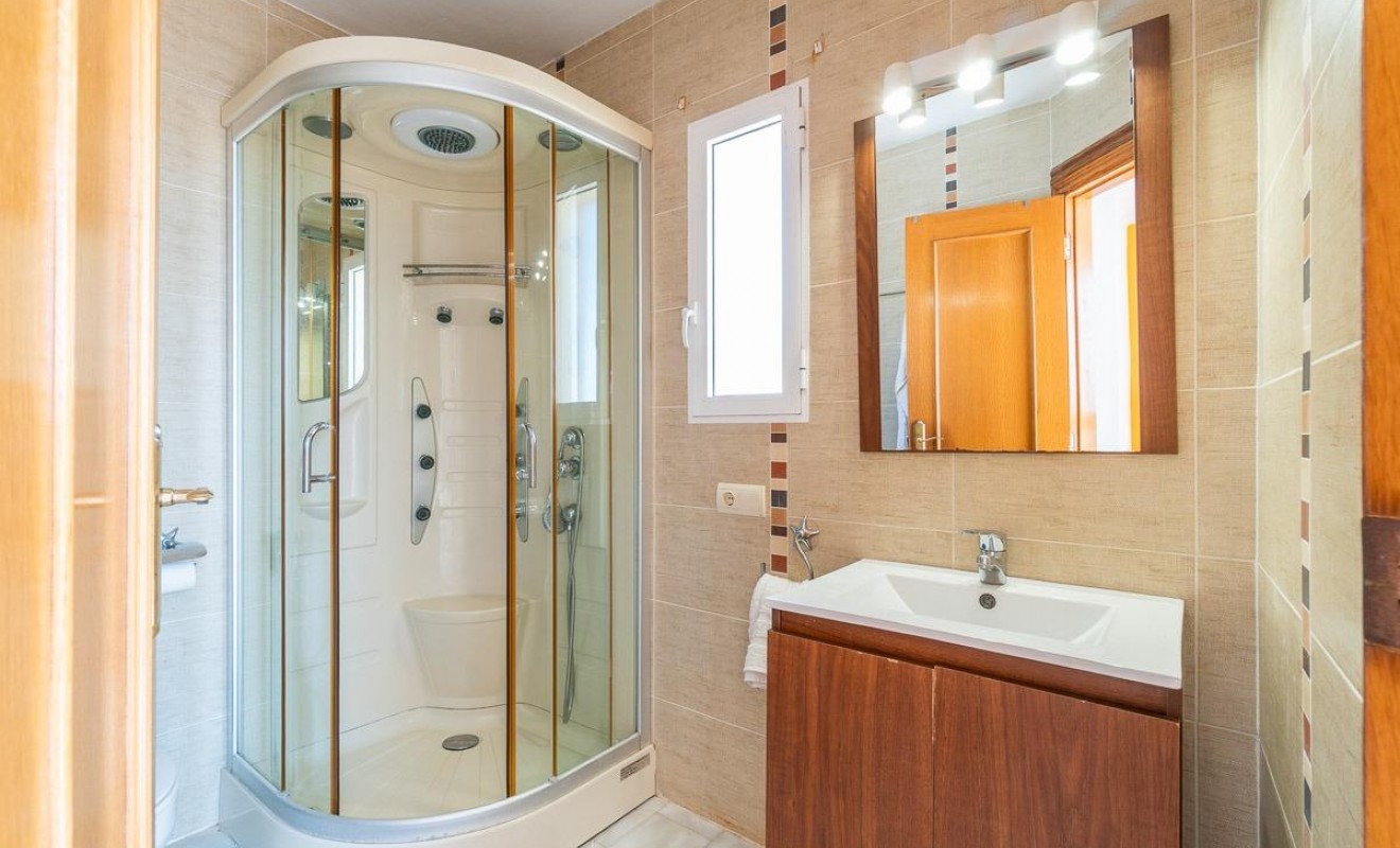 Wederverkoop - Villa - Torrevieja - La Mata