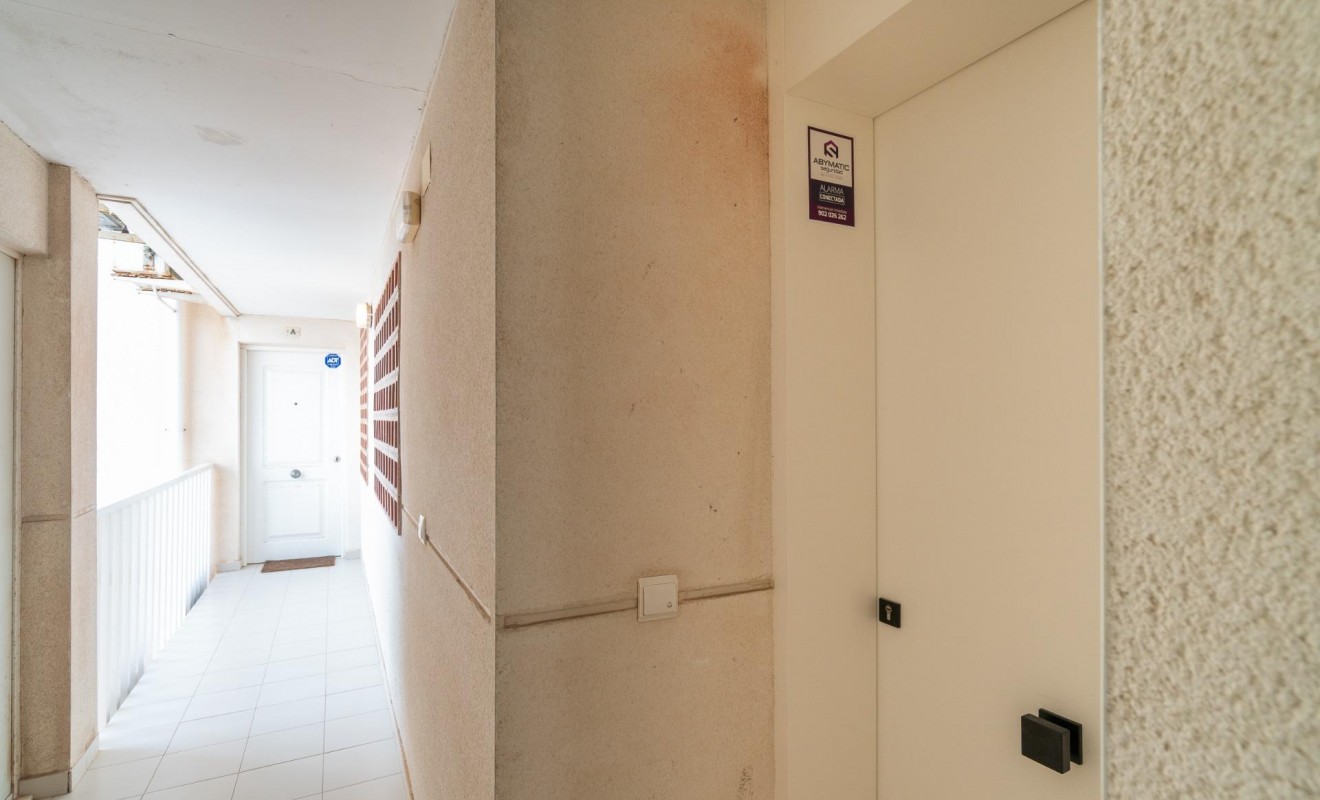 Wederverkoop - Appartement - Guardamar del Segura - Puerto Deportivo