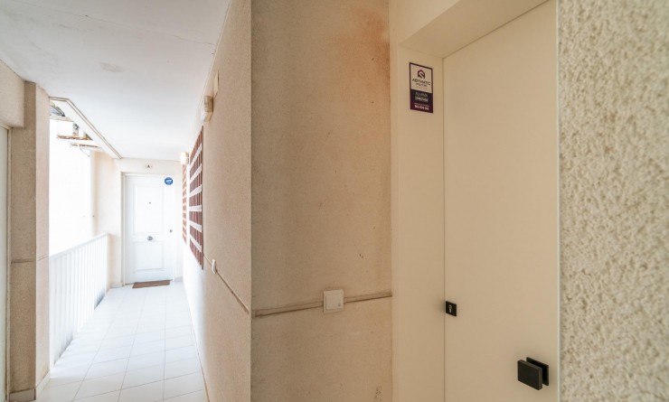 Wederverkoop - Appartement - Guardamar del Segura - Puerto Deportivo