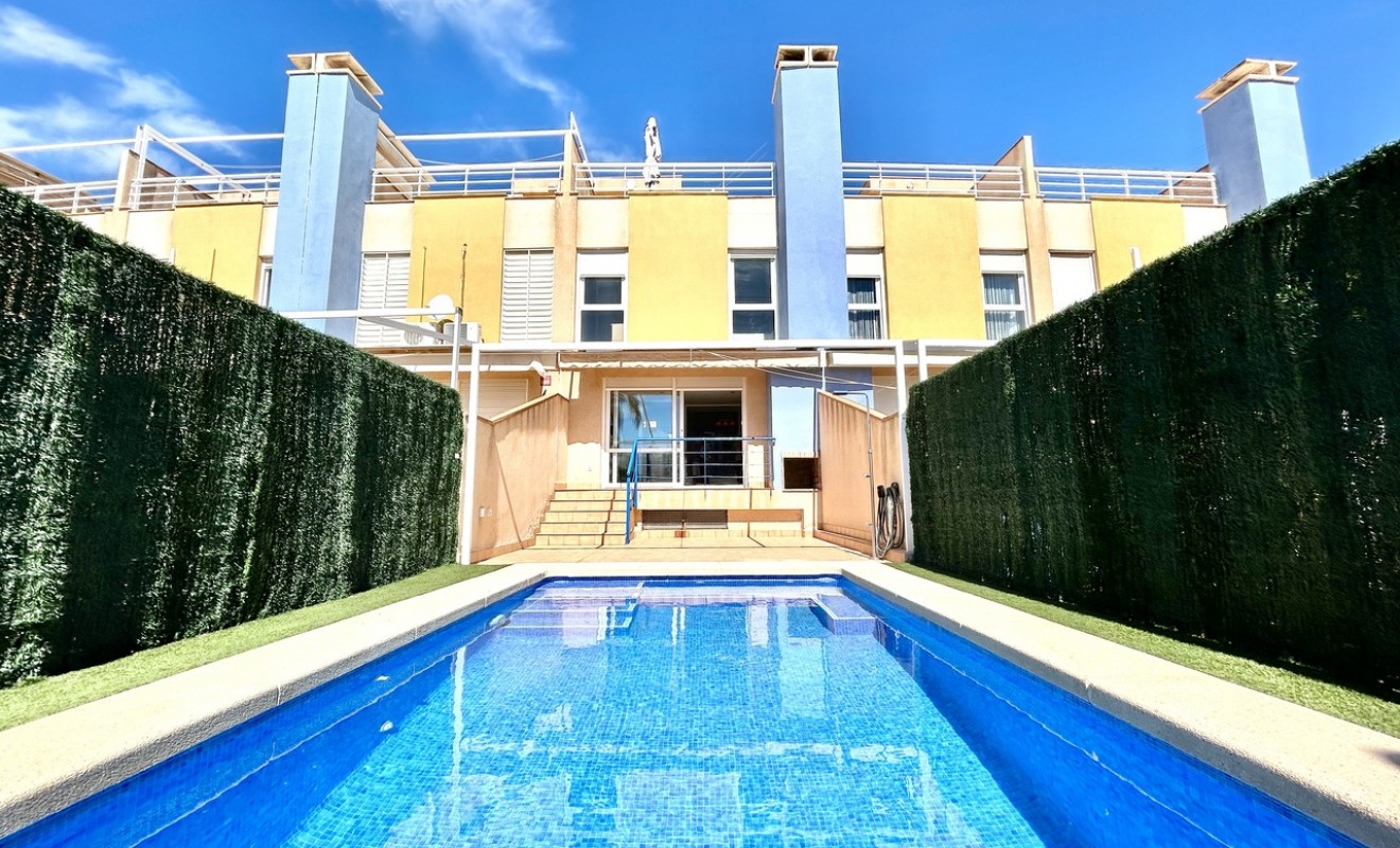 Wederverkoop - Herenhuis - Cabo Roig