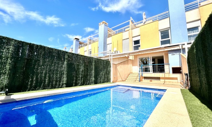 Wederverkoop - Herenhuis - Cabo Roig