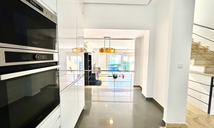 Wederverkoop - Herenhuis - Cabo Roig