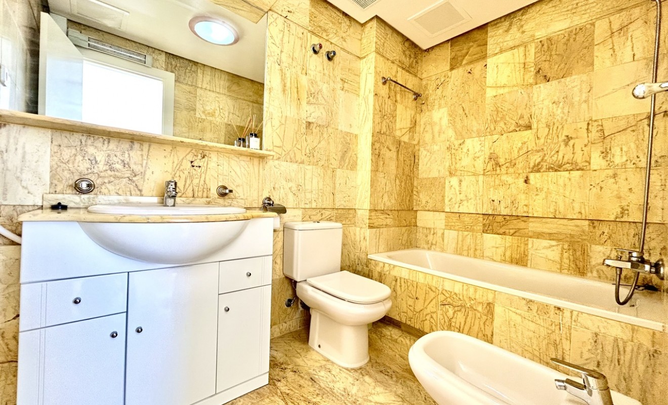 Wederverkoop - Herenhuis - Cabo Roig