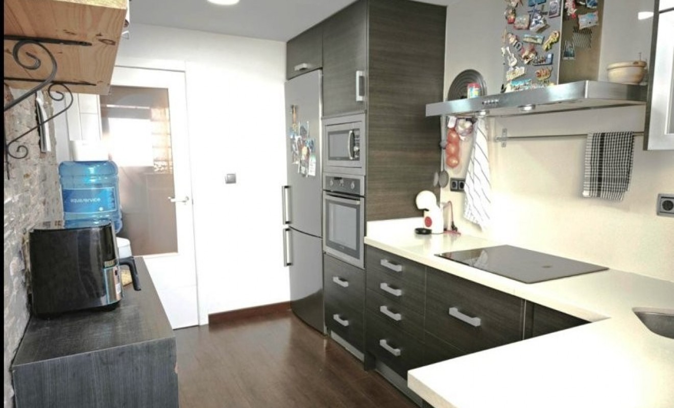 Wederverkoop - Apartment / flat - Denia - Center