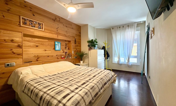 Wederverkoop - Apartment / flat - Denia - Center