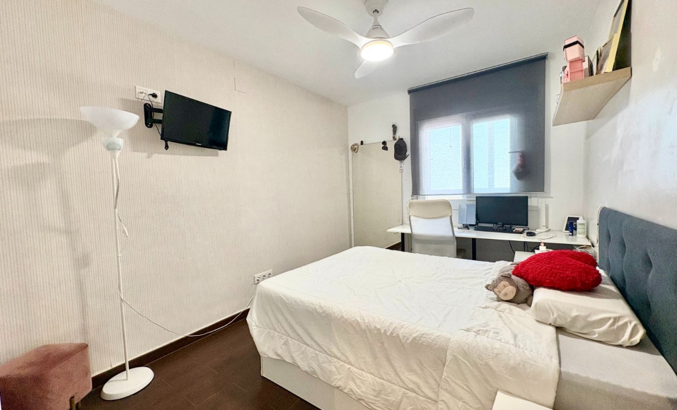 Wederverkoop - Apartment / flat - Denia - Center