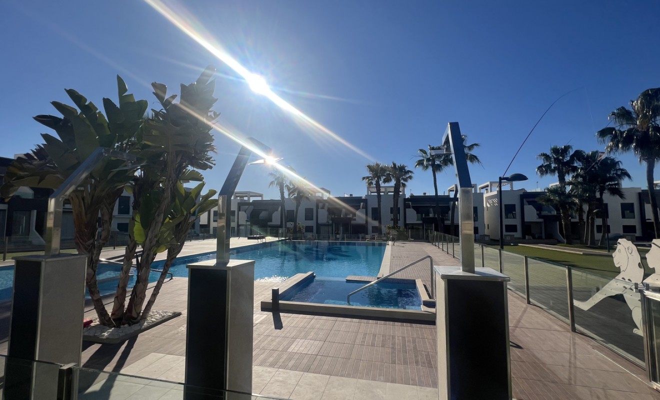 Sale - Apartment - La Zenia