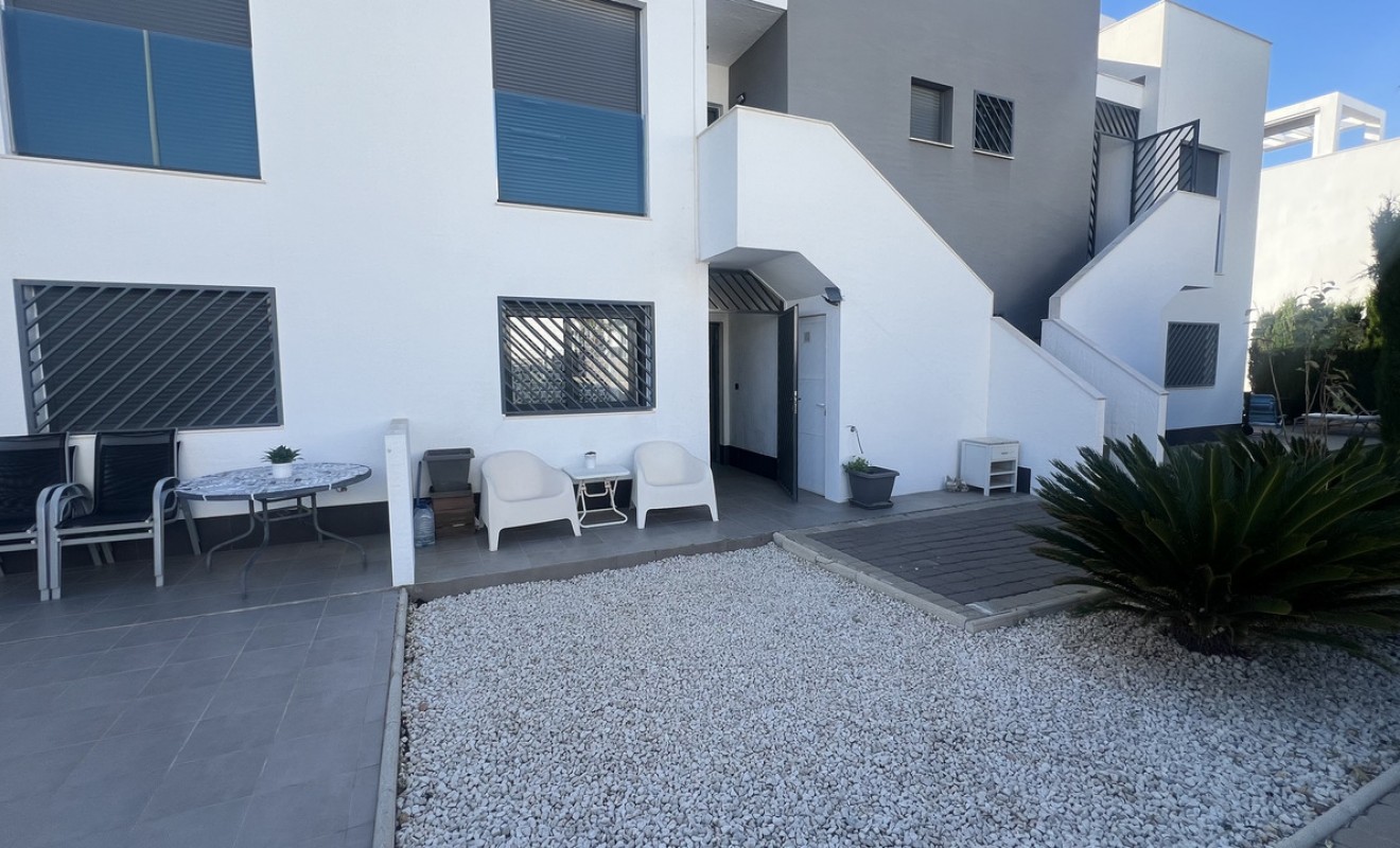 Sale - Apartment - La Zenia