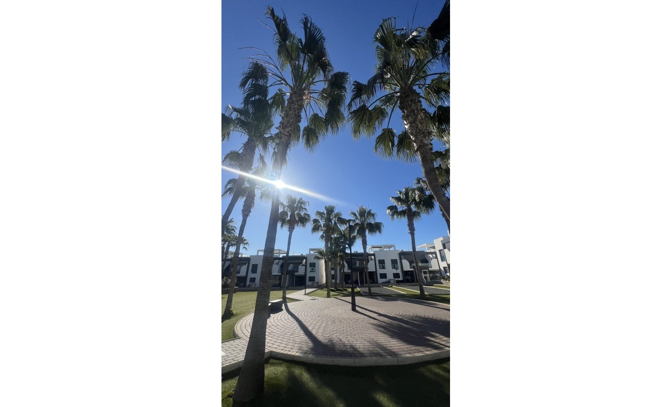 Sale - Apartment - La Zenia