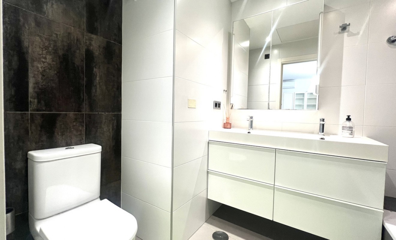 Sale - Apartment - La Zenia