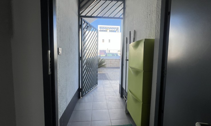 Sale - Apartment - La Zenia