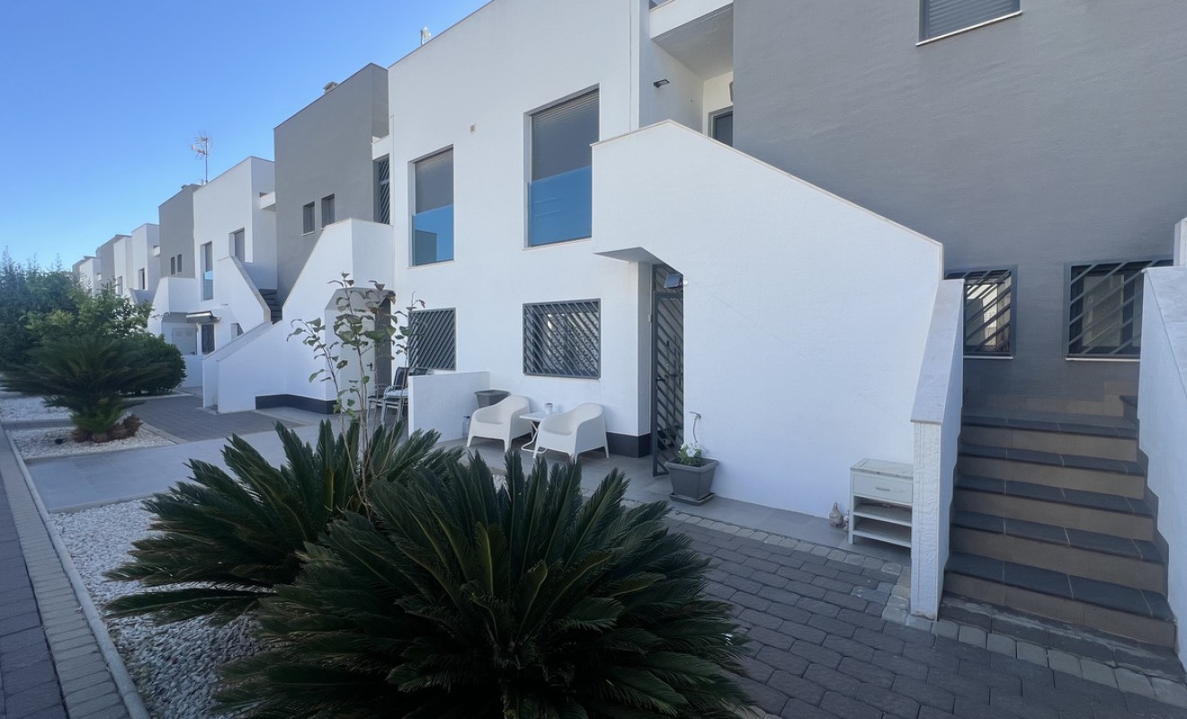 Sale - Apartment - La Zenia