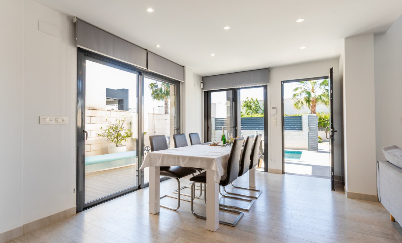 Wederverkoop - Chalet - Ciudad Quesada - Rojales