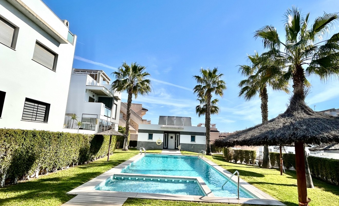 Sale - Apartment - Punta Prima